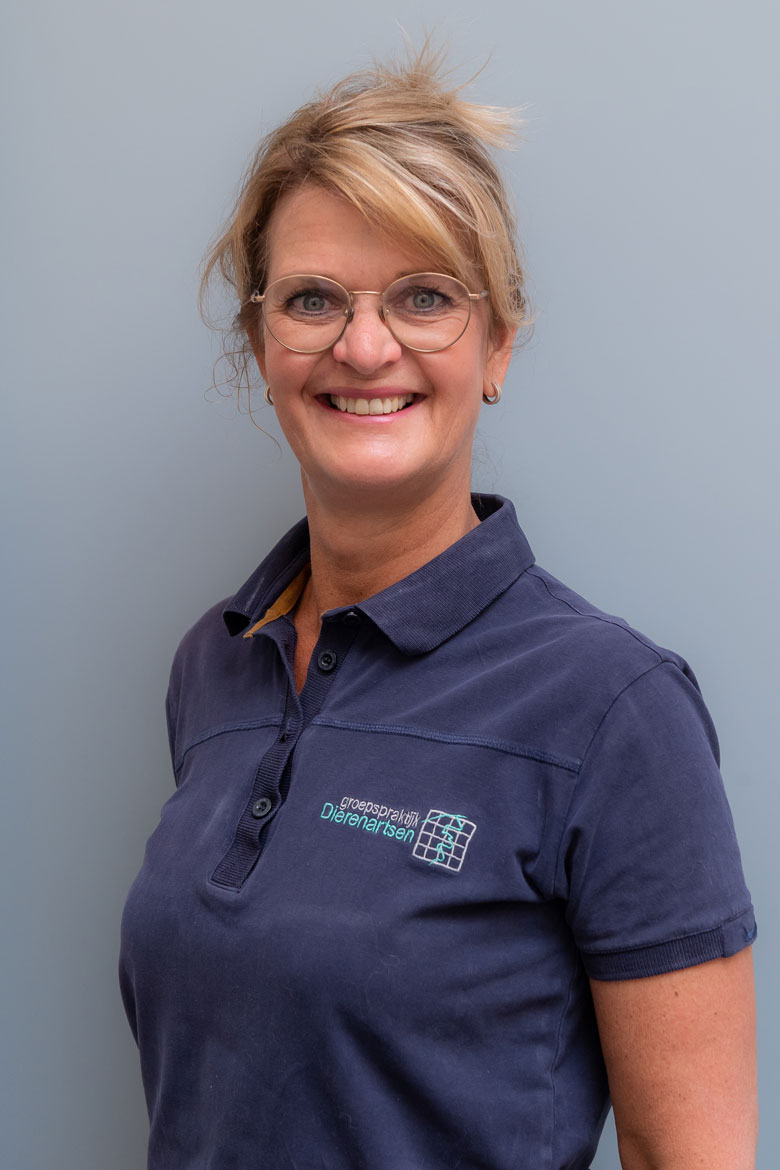 Paraveterinair_mona_de_vries_groot Paraveterinair_mona_de_vries_groot